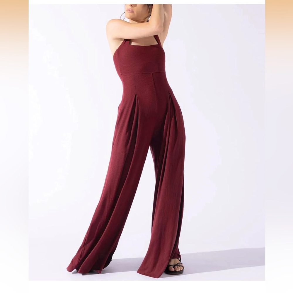 Ribbed Wide-Leg Square-Neck Jumpsuit in Burgundy - Picture 3 of 6
